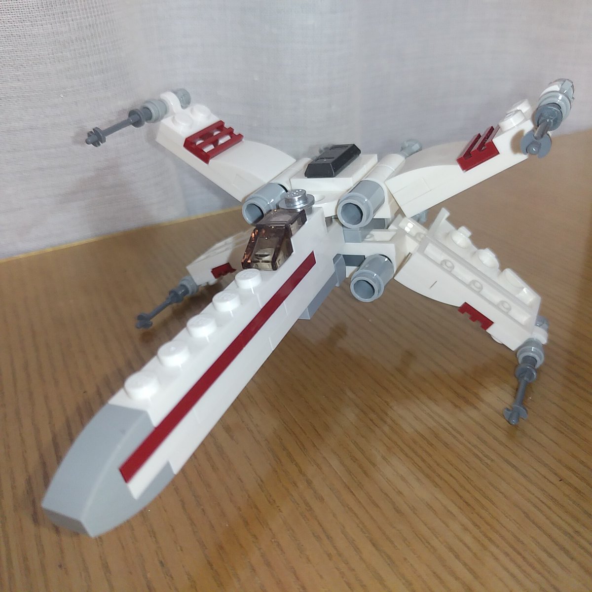 opriday2's tweet photo. #レゴ #lego #30654 #IsLEGO #strarwars #xwing #スターウォーズ https://t.co/L8RGUbWAs8