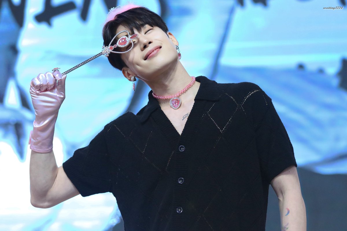 Waiting941224's tweet photo. 230806 승우 💜

공주님🎀 너무 이쁘자나🥹

#한승우 #HANSEUNGWOO https://t.co/sd726Jwk85