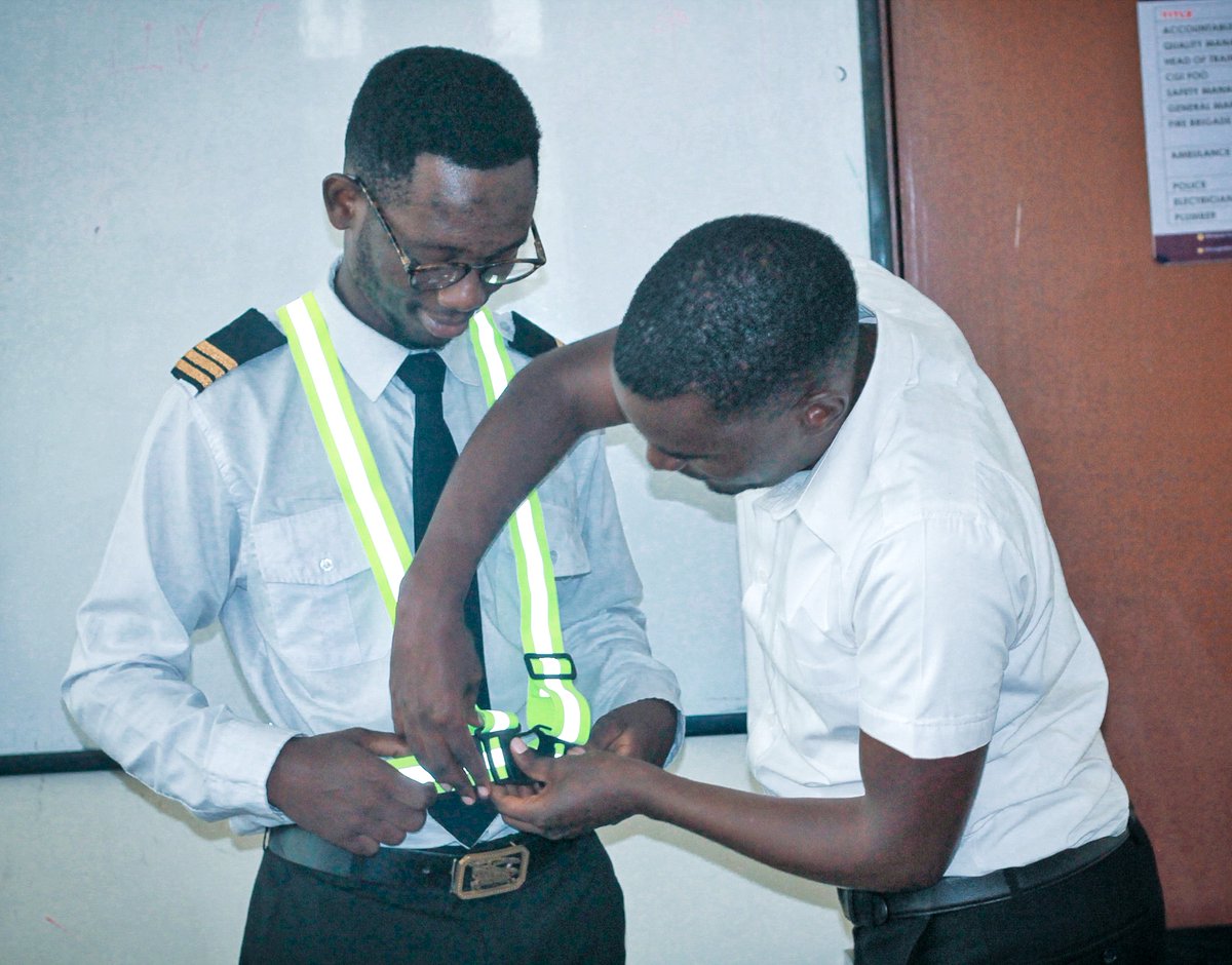 ugaviationsch's tweet photo. Our students at Ugandan Aviation Academy graduate and join the dispatchers and flight attendants among many others who create aviation’s extraordinary safety record.
Whatsapp us at +256 753 269977
#UAASeptemberIntake
#FreeAdmissions https://t.co/Jrb0UIFpTg