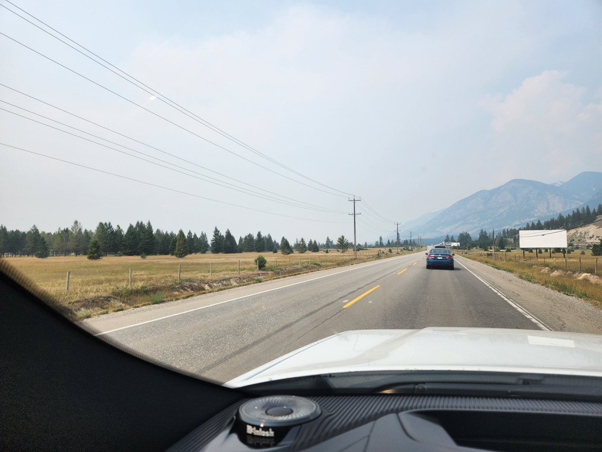 NDCommodities's tweet image. So glad I took my dad to see the beautiful Canadian Rockies....

They are out there somewhere.