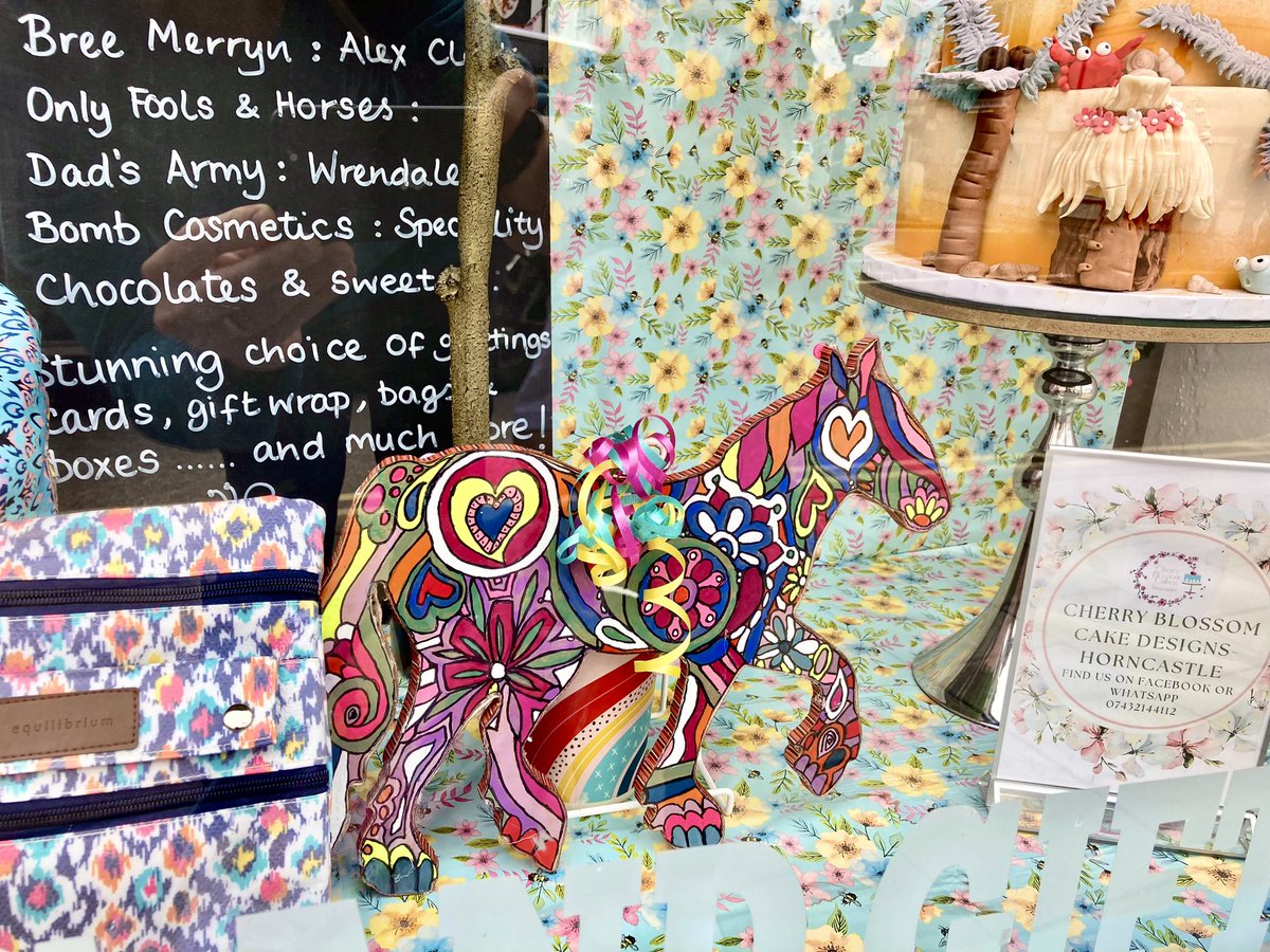 Tune in to <a href="/BBCRadioLincs/">BBC Lincolnshire</a>’s Breakfast Show 📻 this morning to hear Grace exploring the Horse Fair Trail with us. We also talk about the Fair’s history and all the creative events this week to mark the 75th anniversary of the final Fair in 1948
bbc.co.uk/sounds/play/li…