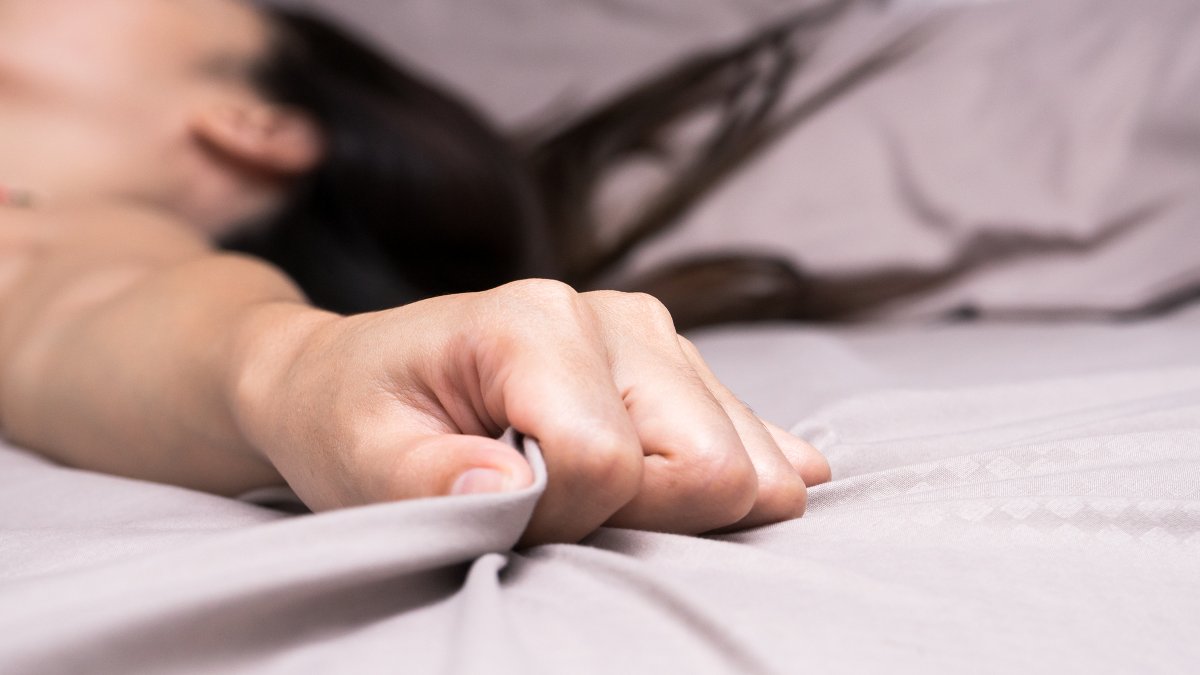 📌 EN DIRECTE - DIA MUNDIAL DE L'ORGASME FEMENÍ

🎙 En parlem amb la Sofia, de 20 anys, la Montse, de 70 anys i la sexòloga Mireia Muñoz (<a href="/MireMPsico/">Mireia Muñoz</a>) de 38 anys

👉 rac1.cat/directe