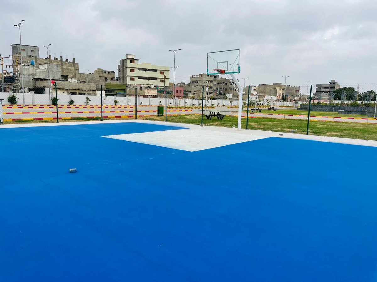 murtazawahab1's tweet photo. Multipurpose sports facility at Sherpao Colony, Landhi in District Malir developed under KNIP initiative is almost complete &amp; will soon be inaugurated #KarachiWorks https://t.co/bEIxay9bXM