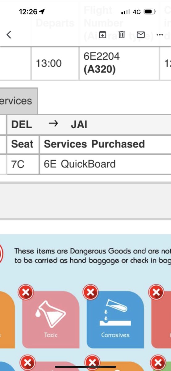 aaratikumar's tweet image. @IndiGo6E  pls explain the #quickBoard option when the ground  staff has no provision for it. One long line . No staff aware. Tells me it&apos;s pre check in .