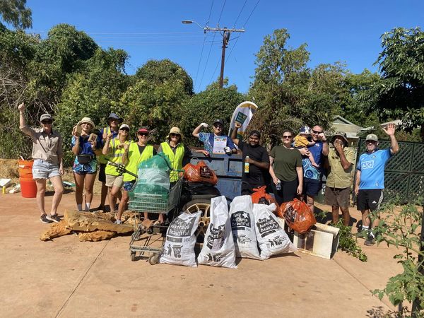 DWER_WA's tweet photo. More than 50kg of litter was collected by volunteers from Broome streets this morning in a Keep Australia Beautiful Week clean-up and as part of Kimberley Care Groupโs commitment to Adopt-a-Spot and keep the area around its office litter-free.
#kabweek2023 #keepingitbeautiful https://t.co/uNpwBXJWrx
