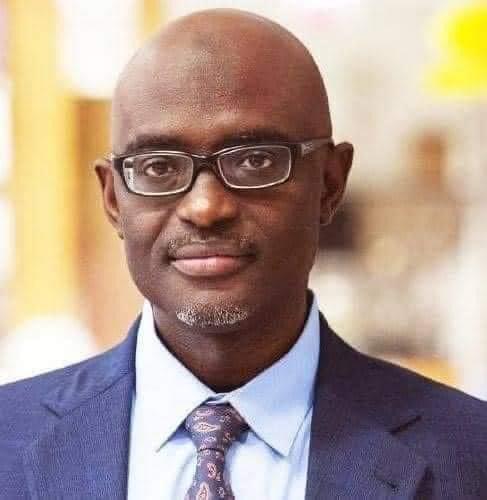 Meet Sarki Abba from Kano State, the genius that was made to rewrite WASCE after scoring 9 distinctions  In 1984, 16-year old Abba, a student of  Science Secondary School Dawakin Tofa, scored 9 distinctions (8 A1 and 1 A2) in his West African Senior School Certificate (WASCE)