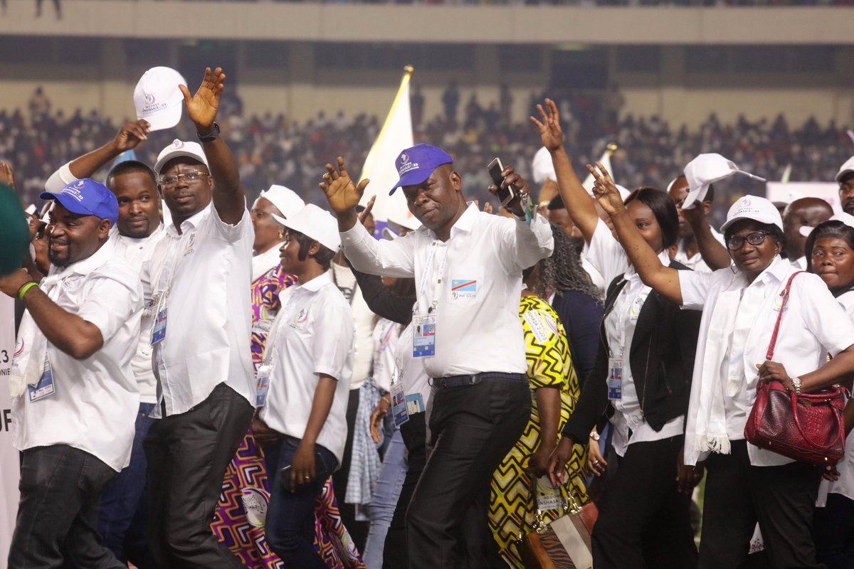 kinshasa2023's tweet photo. 📸 #Clapdefin : Merci Kinshasa ! 

#JeuxDeLaFrancophonie #culture #kinshasa2023 #sport #ixesjeuxdelafrancophonie https://t.co/QMwCGSoJRG