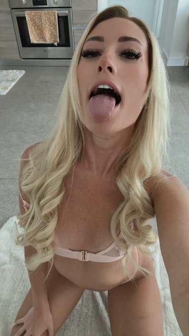 Kristy’s pics and videos