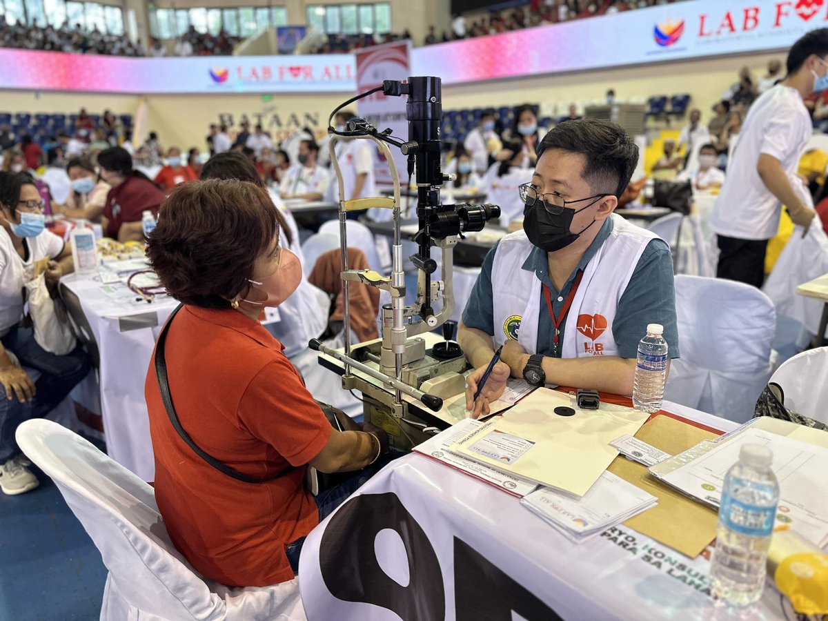 1Bataan's tweet image. Lab For All: Laboratoryo, Konsulta at Gamot Para sa Lahat na hatid ni First Lady Liza Marcos na kanyang inilunsad sa ating Lalawigan kung saan nasa 2,000 katao ang inaasahang mabibigyan ng mga libreng serbisyong medikal.
#LABForAll
#freemedicalservices
#parasabataan
#1bataan