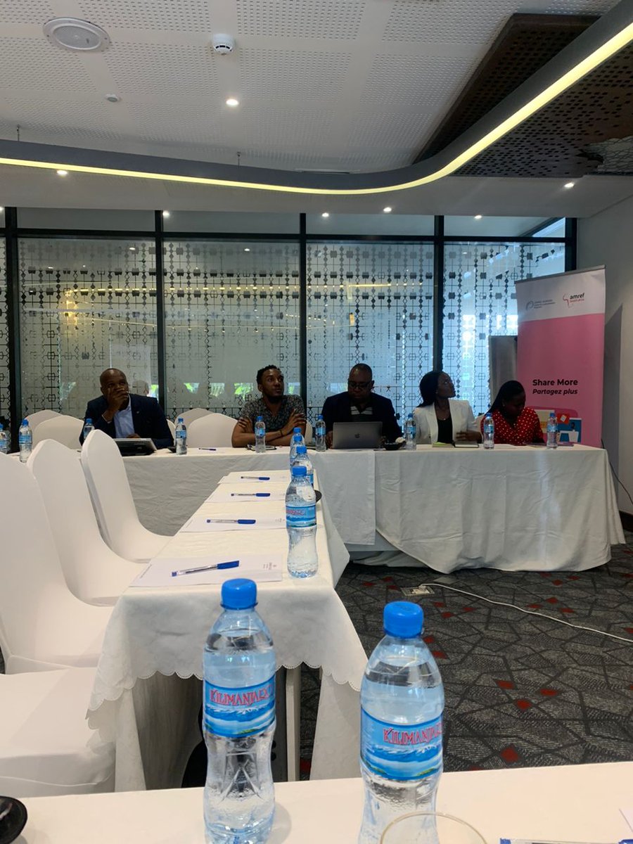 youngandalivetz's tweet photo. Hey Hey Heeey! Excited to be part of the knowledge exchange event today, diving deep into FP/RH platforms and practices to enhance our understanding! ππ #KnowledgeExchange #FP #RH #fprhKnowledge #AmrefICD #KMExchangeTz #HCD https://t.co/wne7aq6SsX