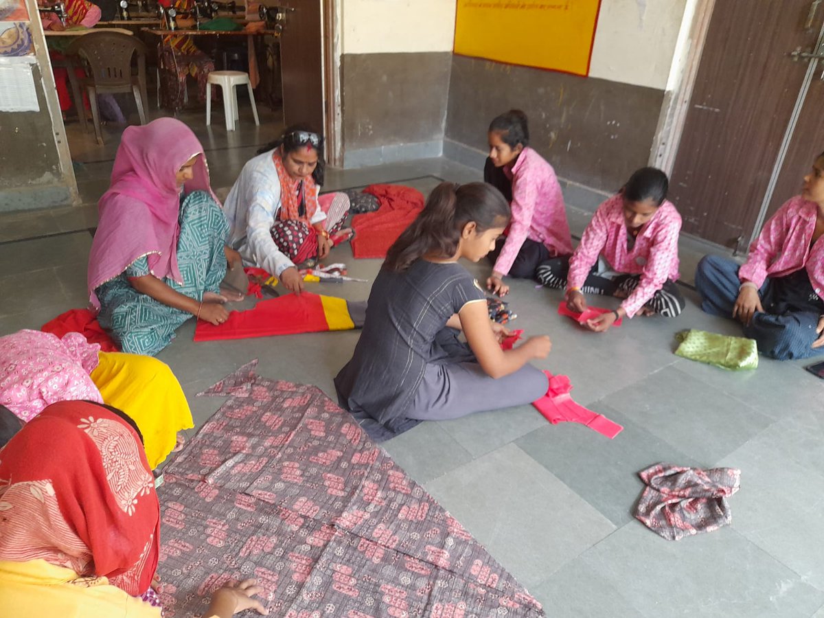 RSKSINDIA's tweet photo. Sewing Skill Training !!!

RSKS team members are teaching sewing skills through theoretical as well as practical sessions. Through this sewing vocational educational school they will become self-sufficient and self-reliant. Team members teach them marketing skills also.

#rsks #sewing #marketing #skills #theoretical #practical #ngo #rsksindia