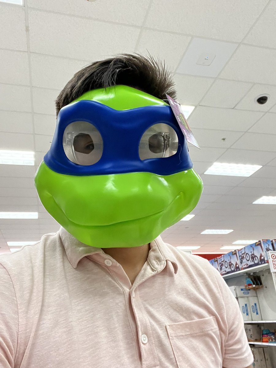 geeklevelasian's tweet photo. Lol these look strange https://t.co/inwPdUUZr6