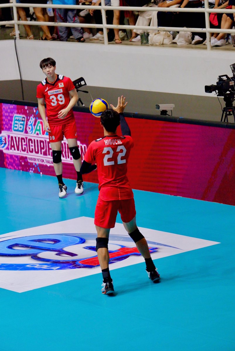 tatiir00m's tweet photo. 2022.08.14 AVC Cup for Men
Nakhon Pathom, Thailand
#AVCCupforMen2022
#小澤宙輝
#樋口裕希 https://t.co/0NWUSznLjz