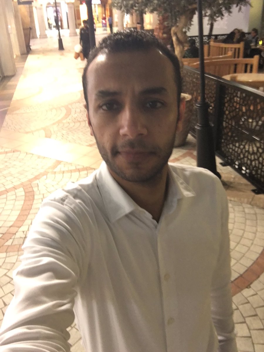 khalidelshazly's tweet photo. #street_walk 😎 https://t.co/4Zmn9DOK8q