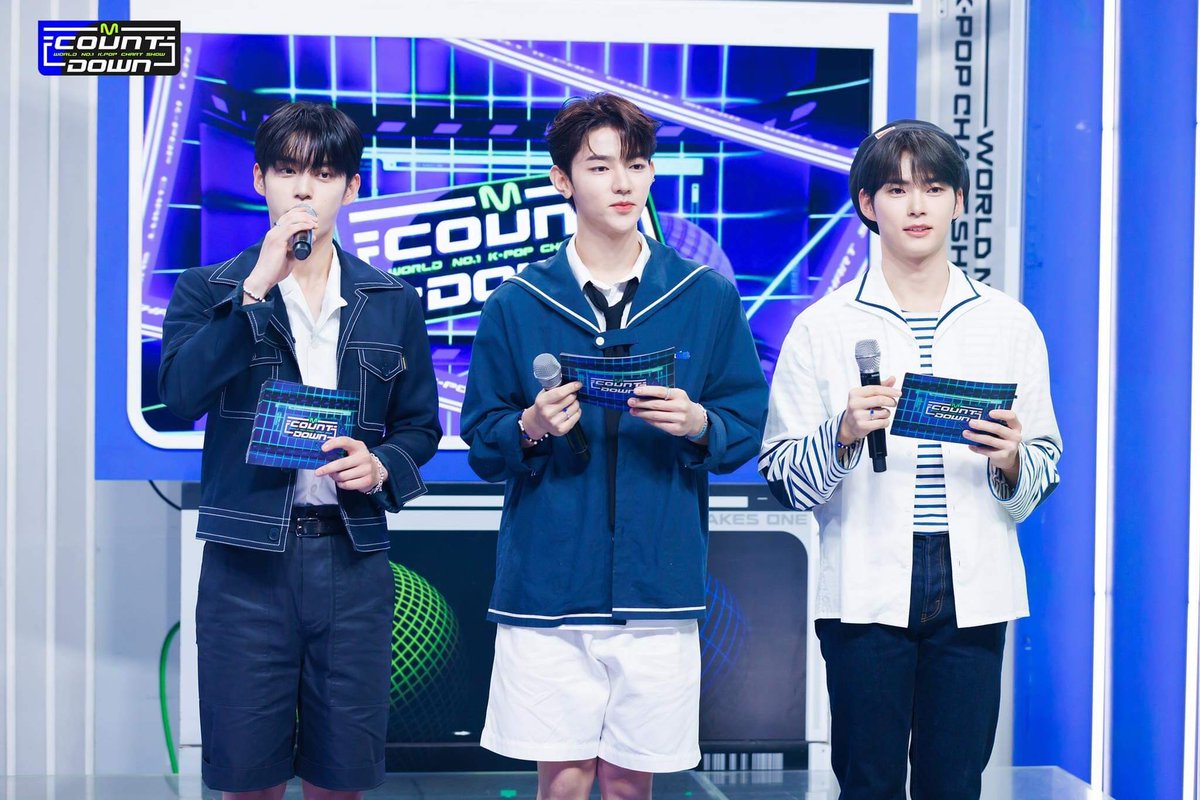 KimJiwoongPHL's tweet photo. [📸] 20230808 Mcountdown Twitter Update

Magnificent Special MC’s ZEROBASEONE KIM JIWOONG

🔗 https://t.co/cqahQVdJwY

#ZEROBASEONE #김지웅 #엠카운트다운 #엠카 #HISTORY_M
©️@MnetCountdown

🧑🏻‍🚀 https://t.co/qb0RMtrnGd