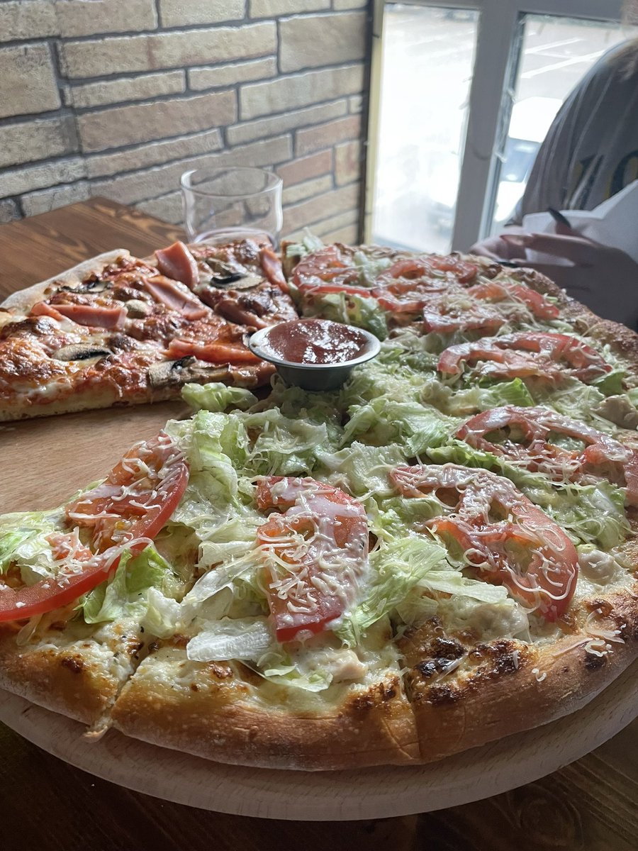 Фикус🍃 tweet media