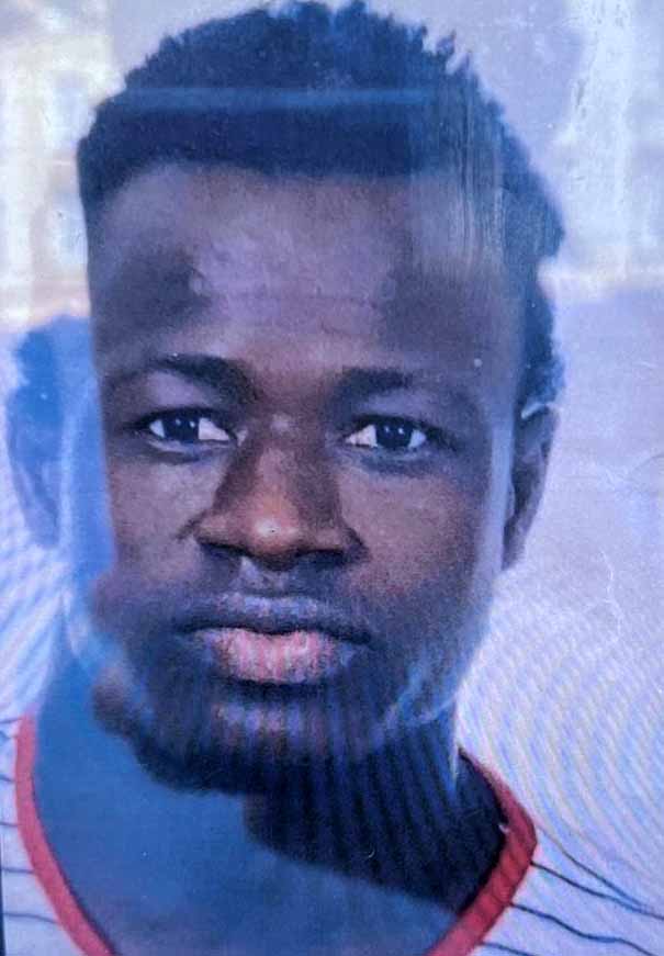 Wir klagen um Mouhamed Lamine Dramé, der vor einem Jahr am 8.8.2022 in #Dortmund von Polizist*innen erschossen wurde. Der 16-Jährige war aus dem Senegal nach Deutschland geflüchtet und lebte in einer Wohngruppe. 1/3