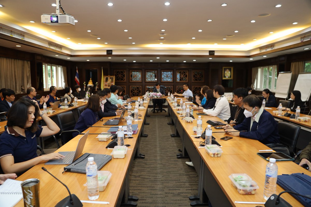 rmutl2020's tweet photo. มทร.ล้านนา จับมือ สอวช.จัดประชุมเชิงปฏิบัติการทิศทางการขับเคลื่อนเชิงยุทธศาสตร์ มทร.ล้านนา เพื่อตอบโจทย์ยุทธศาสตร์การขับเคลื่อนประเทศ | มหาวิทยาลัยเทคโนโลยีราชมงคลล้านนา https://t.co/XZrRTUomE0
#rmutl #สอวช https://t.co/UIRoBrYauB