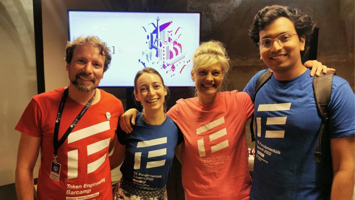 tokengineering's tweet photo. @EthCC @akrtws @oceanprotocol @trentmc0 @RealTokenDesign @MarinaMarkezic @EuCInitiative @ChatziDimi @OVioHQ @KoschigRobert @1kxnetwork @CarbonDeFixyz @MBRichardson87 @gauntletnetwork @Gabe_PZ @Uniswap @drcryve @JanOsolnik @BlockAnalitica @MakerDAO @RowRowRoUrBoat @cryptoeconlab @MellanTom @tokenomiapro @woocash_eth @TE_Labs @Adimverse @paruch1 A huge shoutout goes to everyone who made our @EthCC #TokenEngineering Track possible!
We were thrilled to see and meet so many people passionate about the field and its future. Subscribe to #TEWeeklyReads below to hear about upcoming events!
https://t.co/9JoJKc2muu https://t.co/4YR3godrvJ