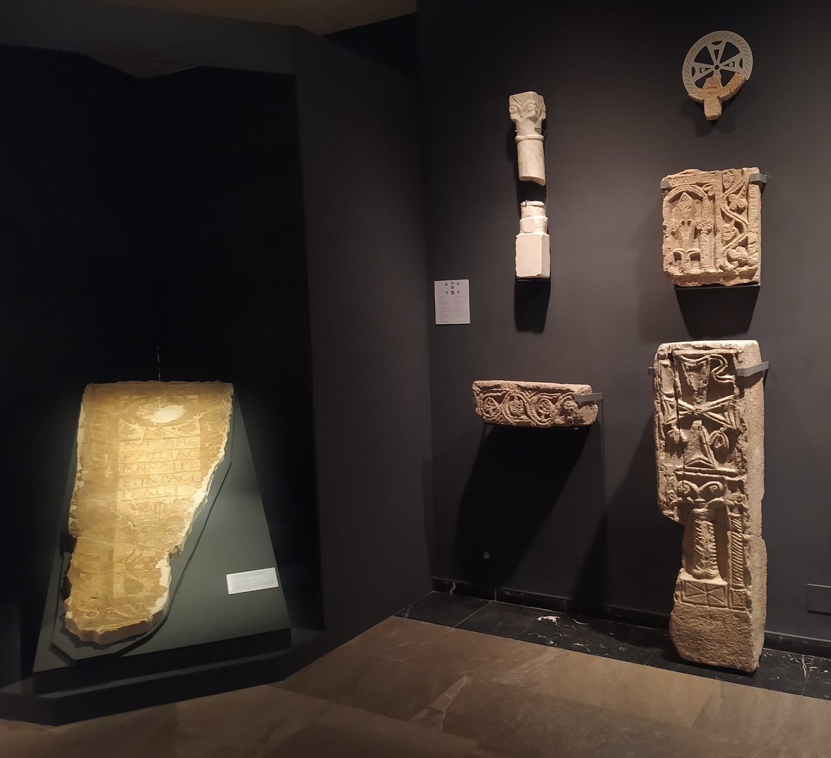 AytoGranatula's tweet photo. ⚱️ Más de 10.400 personas han visitado #Atempora, legado de 350.000 años’ , que permanecerá abierta hasta el #24deSeptiembre en el #MuseodeCiudadReal, e incluye restos de yacimientos, entre ellos los de
#Granátula, #OretoyZuqueca y #CerroLaEncantada 👇
https://t.co/9qmbot1yOn https://t.co/xGadpJPNgq