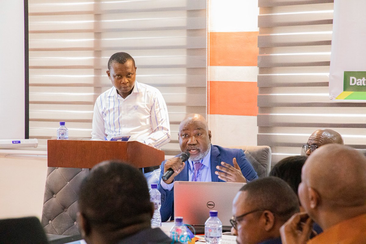 JicaRdc's tweet photo. Tenue de la 2è Réunion du Comité technique du Projet #PIREDD+ #Kwilu appuyé par la #JICA. Les participants ont échangé sur la stratégie de sortie de la Phase I du projet (2019-2024) & la proposition de révision du plan initial de mise en œuvre du projet en vue d'une prorogation. https://t.co/pzbOMkZa3M