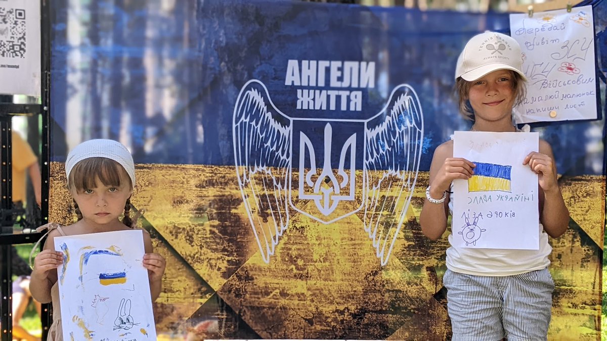 AngeliZitta's tweet photo. 06.08.23 ми приймали участь у фестивалі Lokalistю Розповідали про нашу діяльність та подальші плани. Познайомилися з чудовими воїнами, волонтерами, жителями міста.
Працювали з малечею - малювали, писали та створювали фігурки янголят для наших військових. 

#ангелижиття https://t.co/t2SdYZOiwy