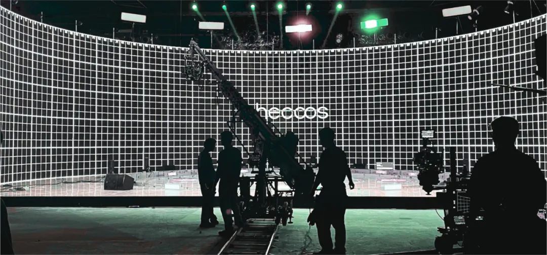 yuanyuanwork01's tweet image. Revolutionize your New Car online conference with a cutting-edge approach! Say goodbye to green screens and laborious post-production. Embrace the future of #xRvirtualproduction, where innovation meets seamless execution. With the latest technology at your fingertips.#hecoos