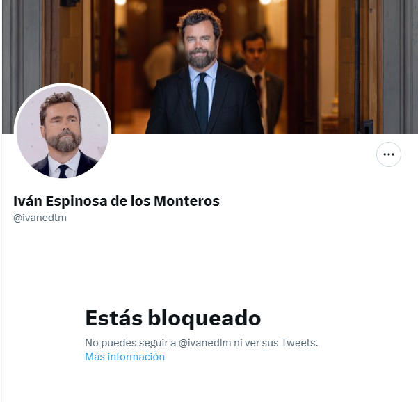 AlanBarrosoA's tweet photo. Buen momento para recordar esta interacción ridícula que tuve con el diputado Espinosa de los Monteros (luego me bloqueó). Tremendo personaje. https://t.co/ldyw3n68dW