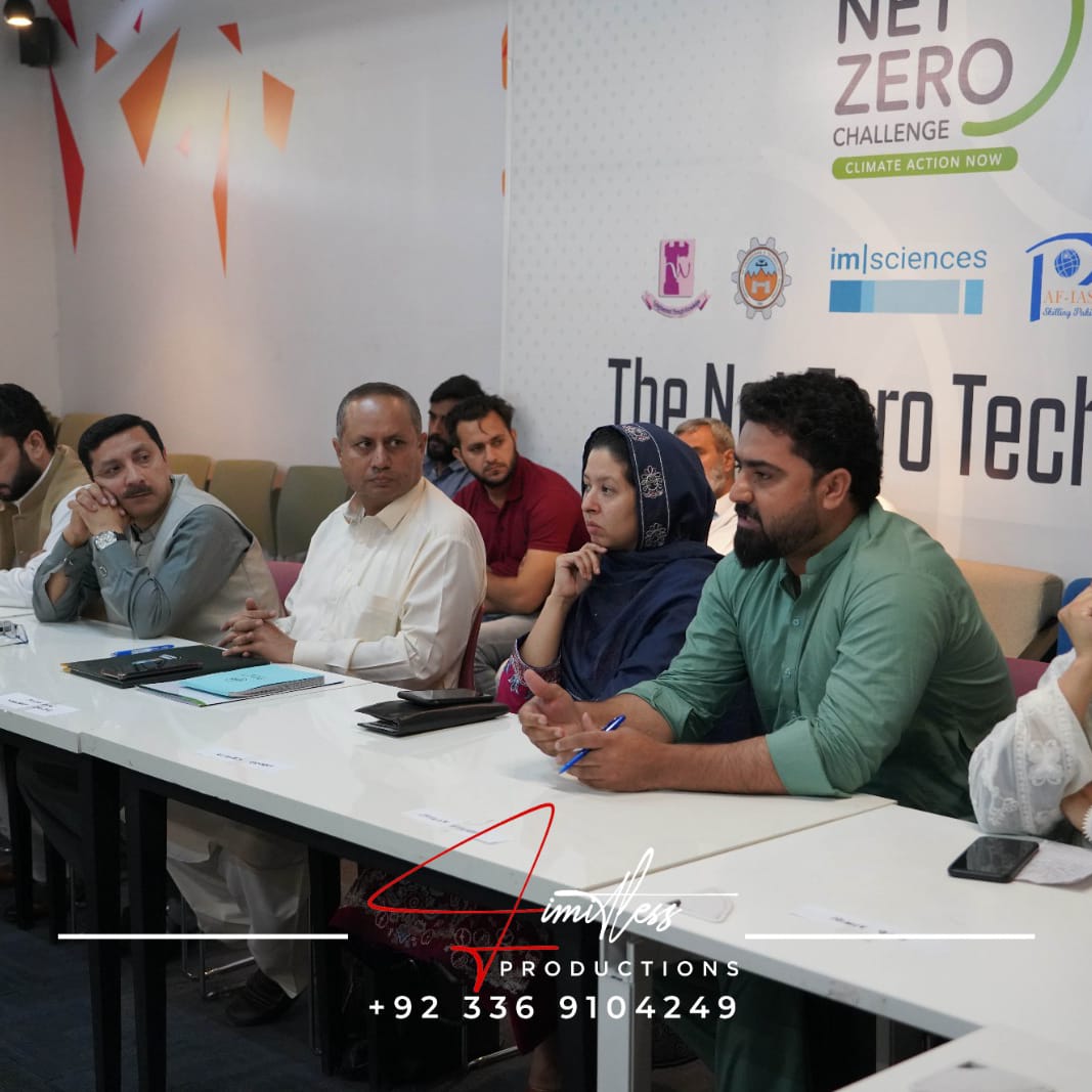 youthinconclave's tweet photo. 🌟A heartfelt thank you to Mr. Sajid Afridi, District Youth Officer of @youthaffairsgov for his remarkable talk at TechConnect: Peshawar. his words resonated deeply, leaving the audience with a sense of profound inspiration and admiration.🌟

#Gratitude #TechConnectPeshawar #YIC https://t.co/ABbwxktlzZ