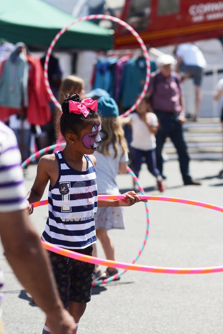 Despite the slight damp start to the day, the Boom Circus workshop is still going ahead today on Events Square. There’s lots of fun to be had for all ages so head on down there to learn some new skills! More details can be found here falmouthweek.co.uk