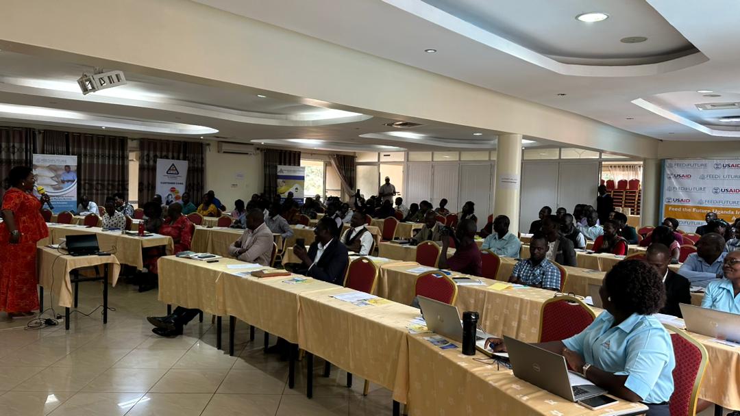 UNBSug's tweet photo. HAPPENING NOW: Gulu City RCC-Frances Amongin opening the 3day joint awareness campaign in Gulu  by @UNBSug  and @USAID @usmissionuganda @DAIGLOBAL aimed at sensitizing key stakeholders in the grain value chain about the mandatory standards for food products-public health &amp; safety https://t.co/BNL5lF93JX
