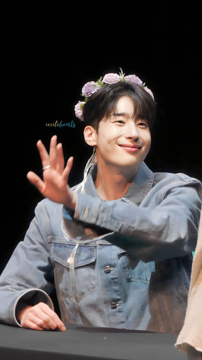 cecilehearts's tweet photo. 우야~ 행복 만 해 ❤️
#한승우 #HanSeungwoo #FrameOfflineFansign
#DiveInto https://t.co/0uvkXeVU03