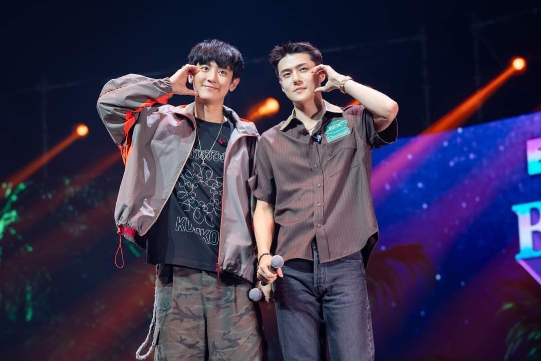 CassThailand's tweet photo. ✨️✌️EXO-SC BACK TO BACK FANCON IN BANGKOK งานแฟนคอนที่ได้สร้างประสบการณ์ที่งดงามให้กับ EXOLS ขอบคุณ EXO-SC ที่มาที่ประเทศไทย 😍😍 #EXO_SC #EXO #SEHUN_CHANYEOL #EXOSCinBangkok https://t.co/jIMBP6v4gB