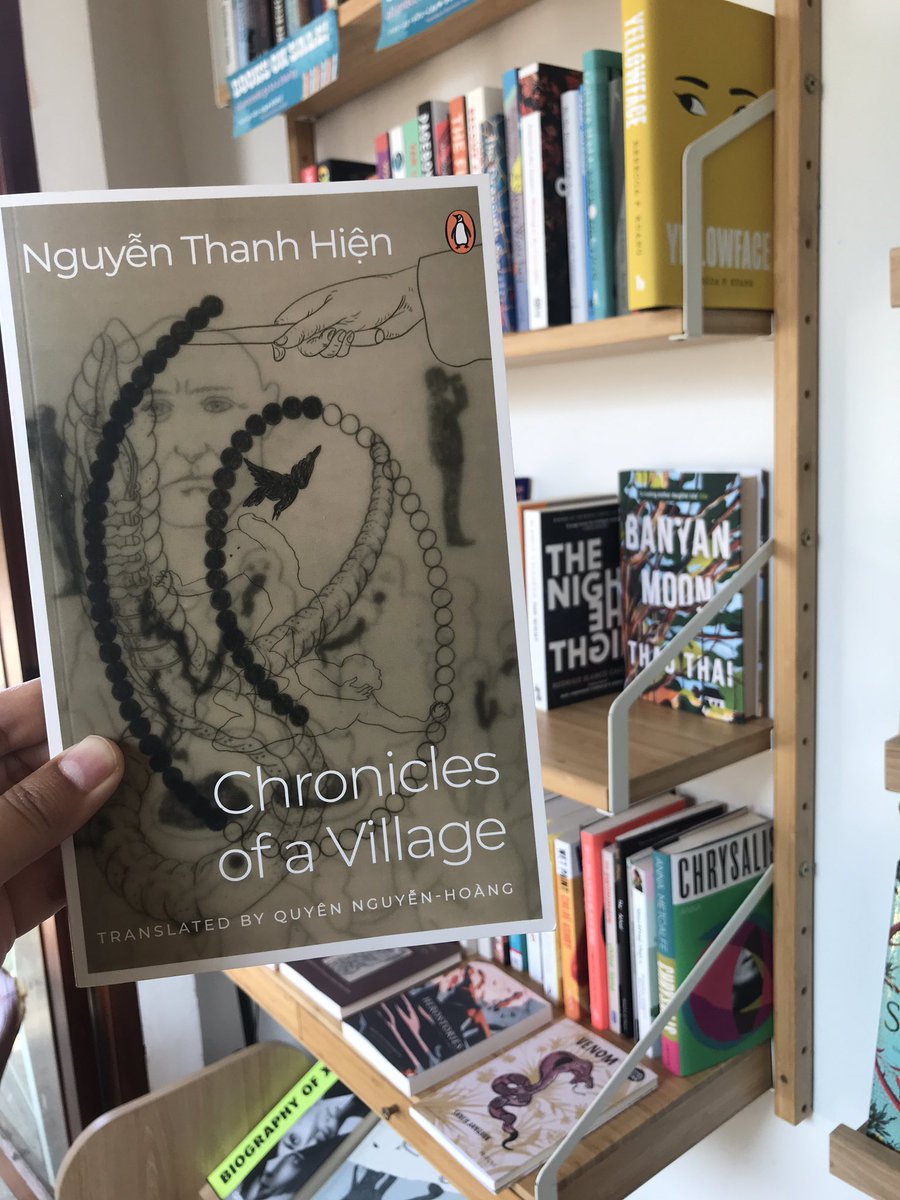 transitreads's tweet photo. Last week, Alien attended this #MPTLabs event and was so in awe of the brilliant panelists! Here’s to more South East Asian literary connections 🙌🏽🙌🏽🙌🏽
Also, CHRONICLES OF A VILLAGE is available at Transit for #IntheMargins https://t.co/gOQxPDg3Xc