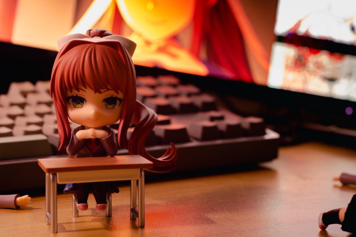 Real_Tior's tweet photo. Day with Nendo Monika.

#DDLC #ddlcmonika #DokiDokiLiteratureClub 
#ねんどろいど #ドキドキ文芸部 https://t.co/zT3sv6TOjU