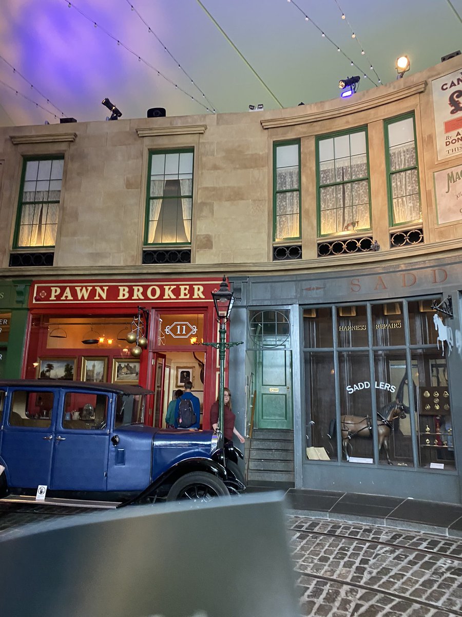 Headed over to the Riverside Transport Museum for our photography group last week! 📸🚃🚙We all had great fun completing our challenge sheets and taking lots of pics. So many amazing friendship and memories have been made throughout these sessions 🤍 #teamsfad @Emmasfad