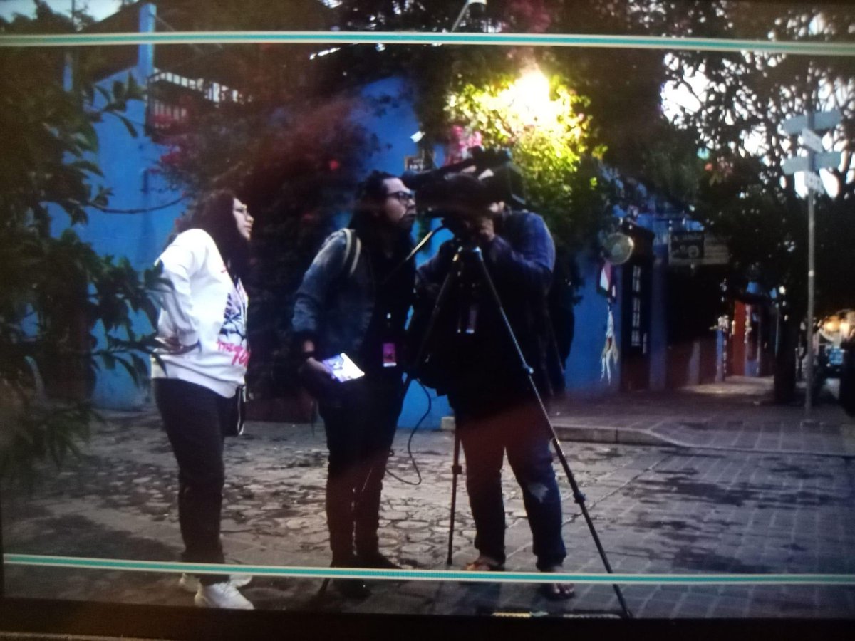 FilmarCdOax's tweet photo. #DocsOax @DocsMX  en la Ciudad de Oaxaca es emocionante. @MunicipioOaxaca @COMEFILM @imcine @aoaxacavoy @YoEscuchoRadio https://t.co/oZb5sIuFtt