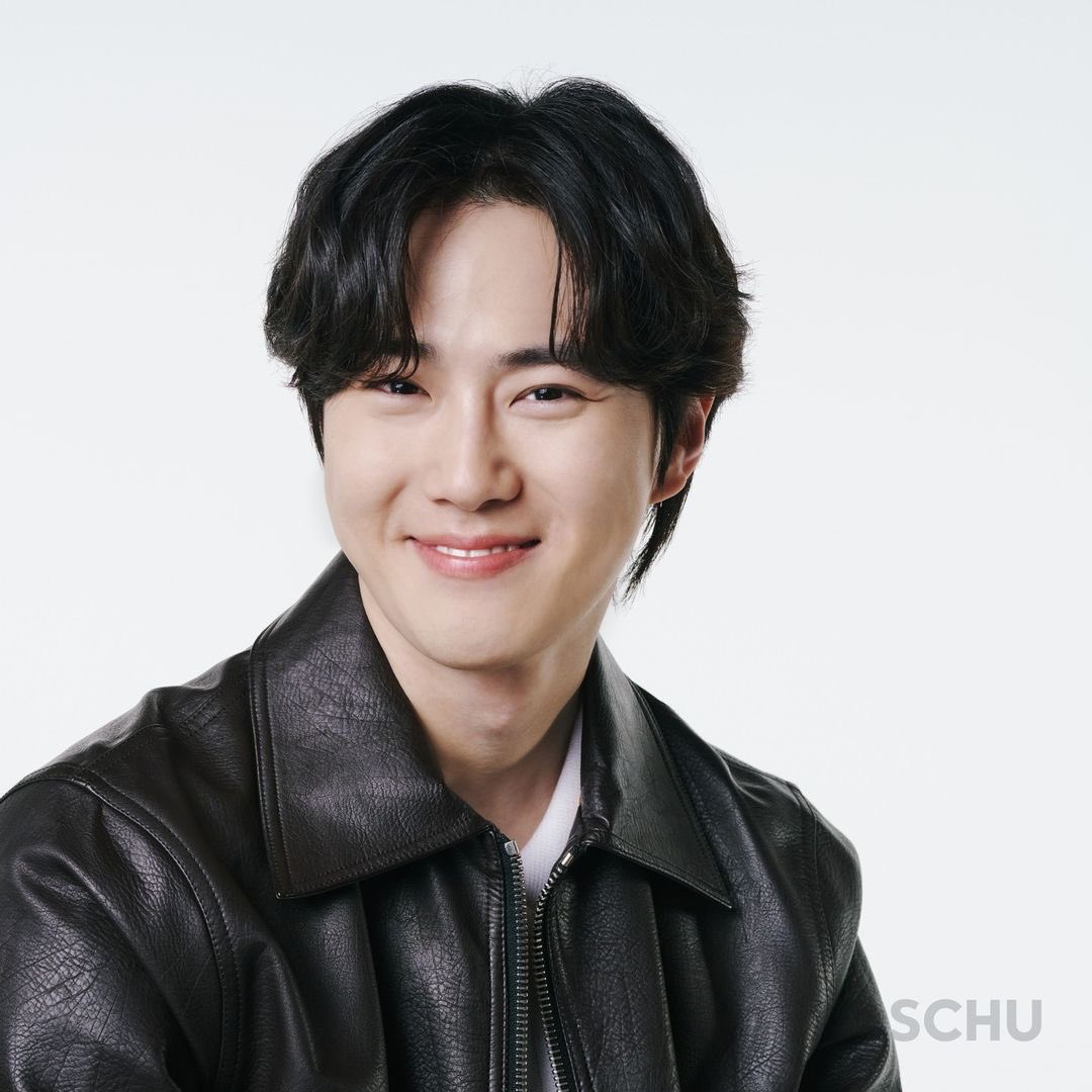 knockknock0408's tweet photo. SUHO - sch_univ ins
@weareoneEXO https://t.co/H17ZHPK2du