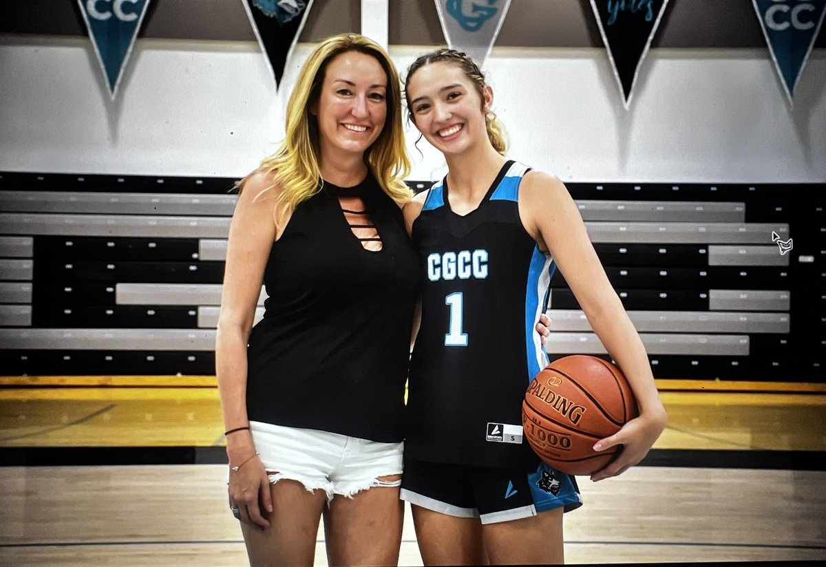 kaycee4steinke's tweet photo. Thank you so much to @CoyoteWBB staff and especially Coach Z for offering me a full scholarship to attend and play next year! I am so thankful for this opportunity and our relationship! https://t.co/aCJy21ml72