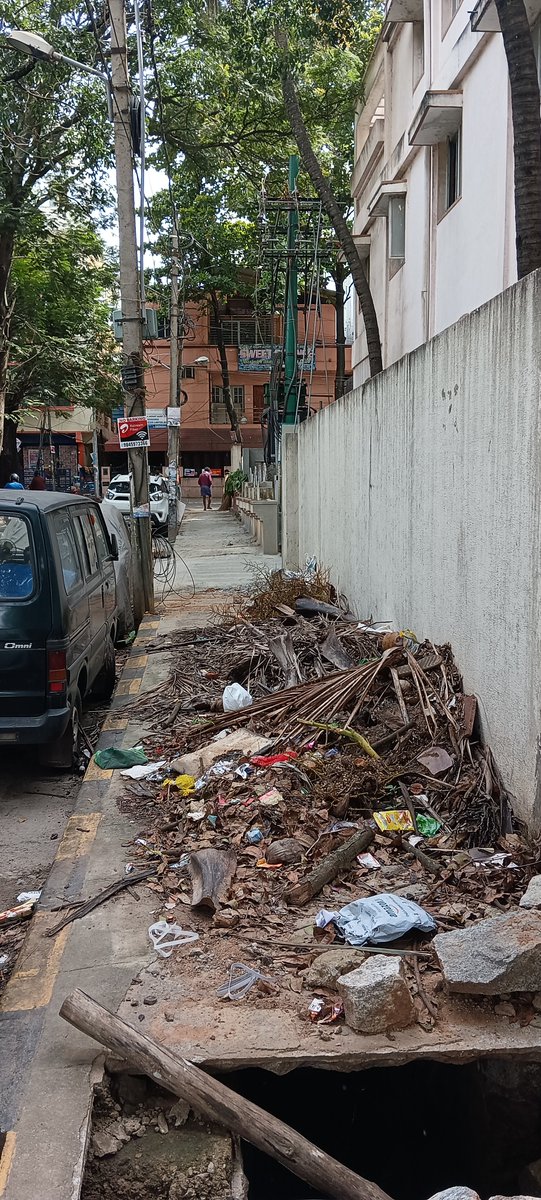 Santosh_Sh7's tweet photo. @BBMPCares @BBMPCOMM @swaccha_bbmp @BbmpchdTeam @SwaachBharat Sai pushpanjali has dumped this garbage which is lying from a month. Garbage attracts more garbage people have started dumping garbage here right in front of our house 22nd main JP nagar 5th phase. Seeking help https://t.co/jU8EGLAFx0