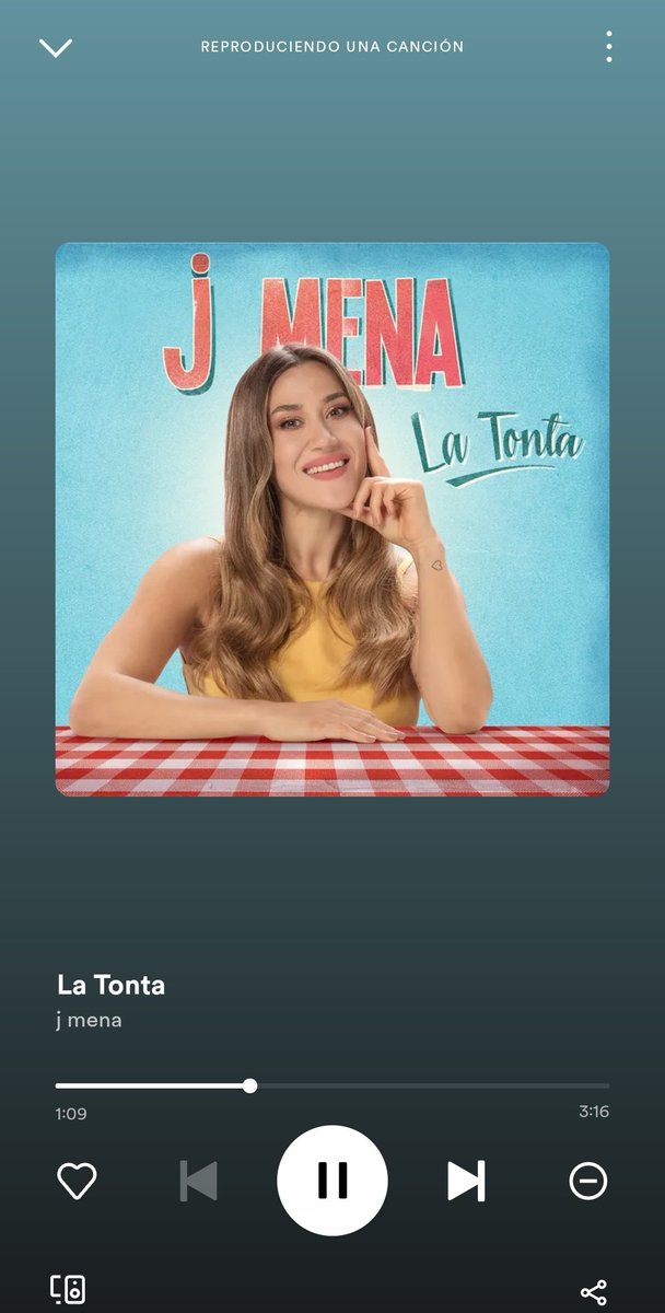me volvió a hablar
le volví a responder
y empezó a sonar🤣...
