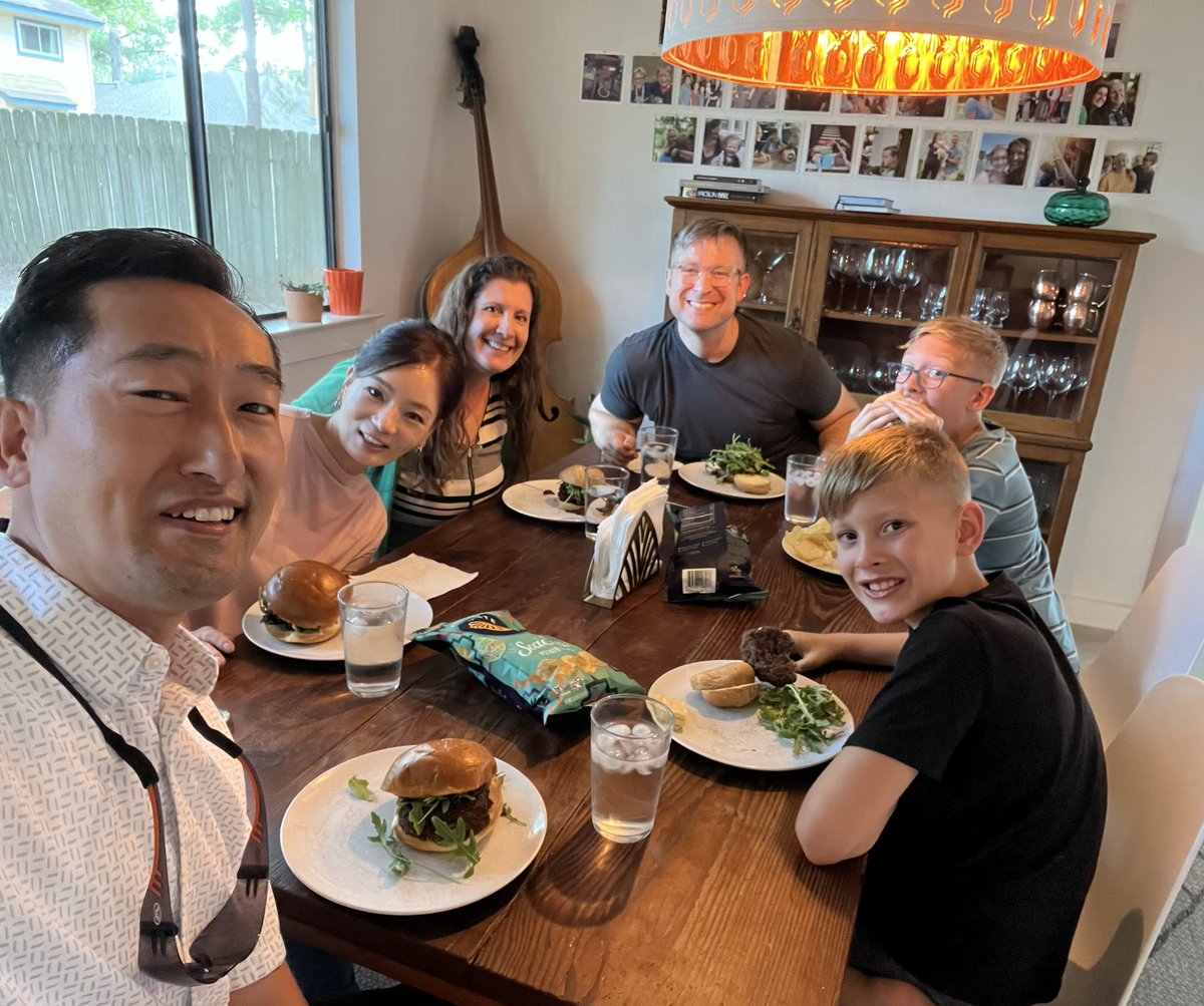 davidkim_'s tweet photo. Hanging out with friends in Christ is always the best!!! https://t.co/C5ovmXNGwo