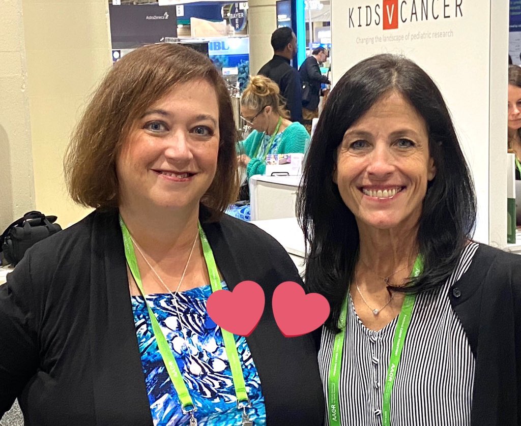 christine_lovly's tweet photo. Join us for this fun + inspiring “thinktank” to study #EGFR-mutant #lungcancer with a great community! Meet the incredible @jillfeldman4 + @ivybelkins! Link for abstract submission below. Deadline 8/18. 
#hemeoncfellows @OncoAlert #LCSM 
@EGFRResisters @EGFRSummit https://t.co/bz9EKx0B7X