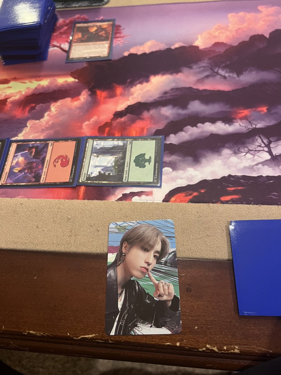 kphubb's tweet photo. let hannie give me the motivation to win this game, amen. #HANJISUNG #skz #MTG https://t.co/bf2CIdGWOv