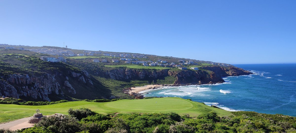 willy10778's tweet photo. @golfcourses101 Pinnacle Point Mosselbay - South Africa https://t.co/HKBm1xQpb2