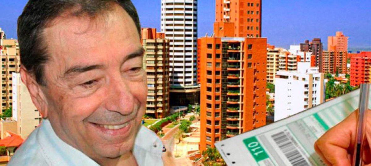 Tolaymaruja's tweet photo. De @actualidadpanam 

Fuad Char incluyó a Barranquilla en su declaración de renta https://t.co/gDwWn9r9th