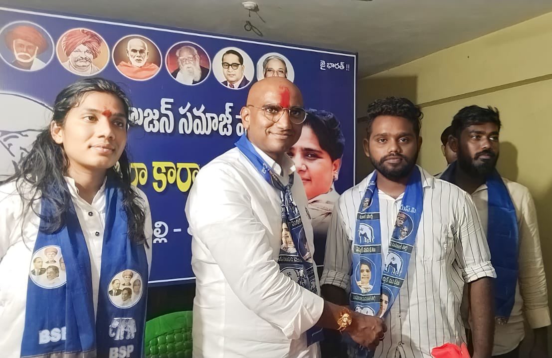 UshaDasari3's tweet photo. Happy birthday Macherla Nagendra VaraPrasad alias  Bablu anna, our young uncompromising leader - BSP Vice president of Peddapalli town. https://t.co/joCEOSNUx1