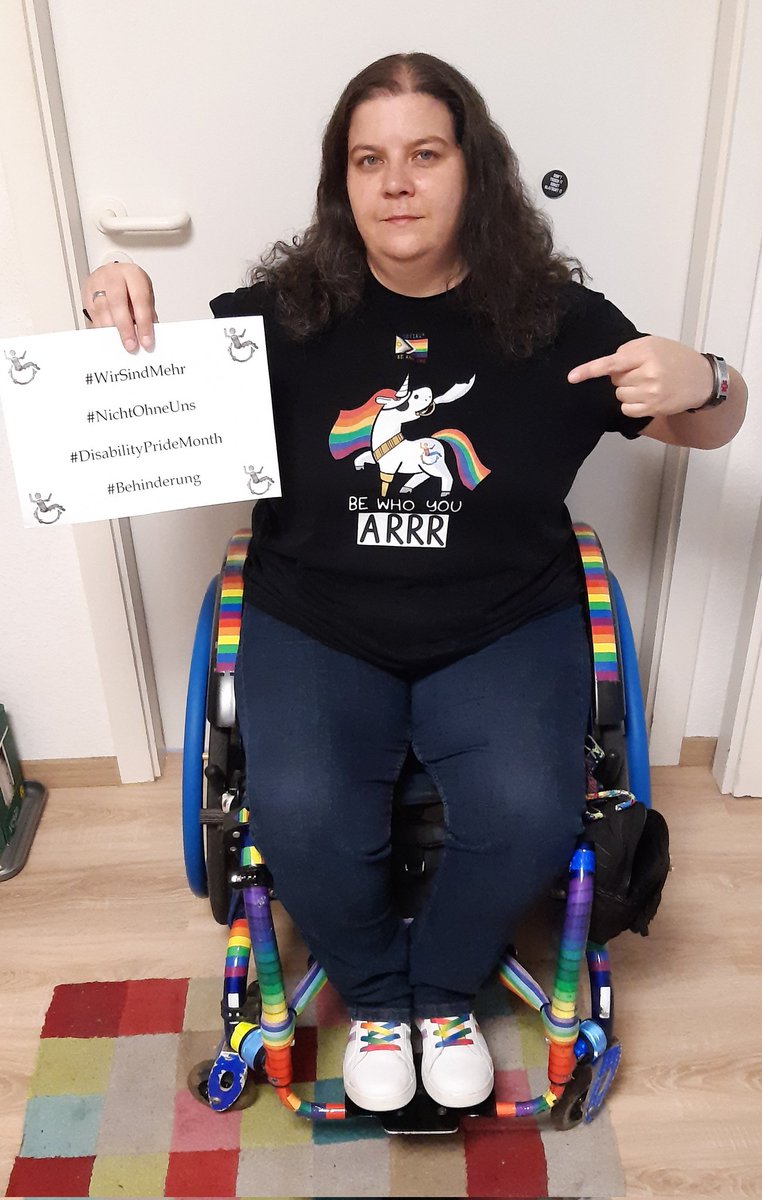 Heute ist der 1. August!

Happy #DisabilityPrideMonth fellow #Crips !
🤟🏾❤

#NichtOhneUns
#WirSindMehr
#Behinderung
#Teilhabe