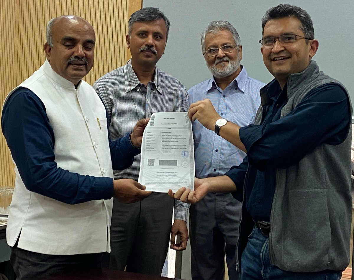 CCAMP_India's tweet photo. CCAMP's Inter-Institutional Biomedical Innovations Programme (#CIBIP) has inked an MOU with Sri Siddhartha Academy of Higher Education!
Together, we will boost knowledge sharing and collaboration among researchers, students, and professionals, driving cutting-edge healthcare technologies for better patient outcomes.
Read more about the CIBIP program here: https://t.co/BlFRcHPpmG
@Taslimarif @sri_higher