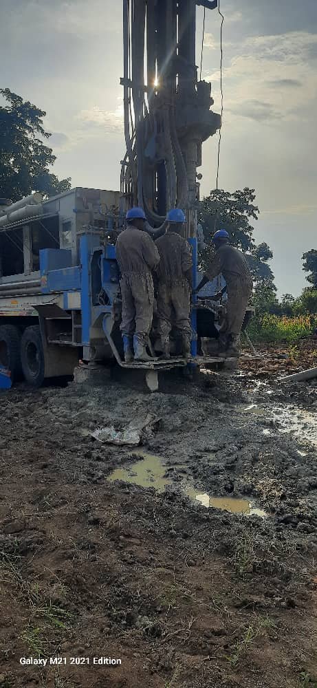 DivineAIDUg's tweet photo. "Exciting news! 🎉 we had a successful drilling and casting of our well! in imaki Olwenyo Big thanks to our Partners @TheRyansWell  and the incredible team for their hard work and dedication.  
#DrillingSuccess #WellCasting #Teamwork #Sustainability" #HappyNewMonth #divineaid https://t.co/Sbd2G66mjA